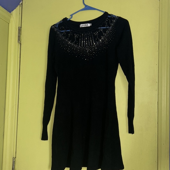 black - Picture 3 of 5